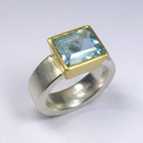 Bague vintage carrée bleue en or et argent