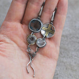 Boucles d'oreilles croix en pierre bleue