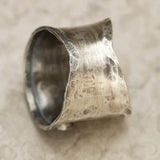 Bague large bande oiseau fleur