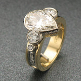 Bague vintage en or avec pendentif en verre