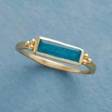 Bague vintage rectangulaire en or bleu