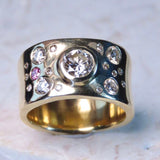 Bague vintage en or incrustée de zircone rose et blanche