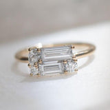 Bague vintage en or avec double verre blanc