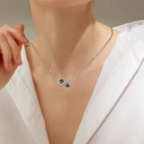 Collier pendentif symbole de l'infini avec zircone
