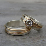 Ensemble vintage de bagues en or et argent avec zircone fine