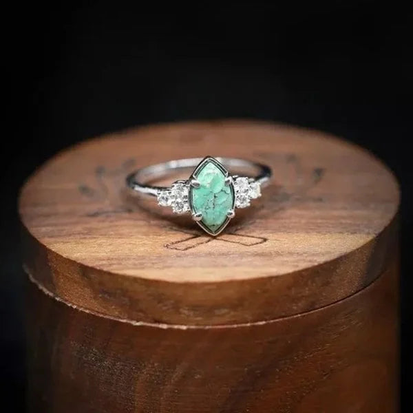 Bague en diamant et turquoise naturelle