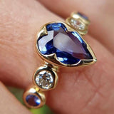 Bague vintage en verre bleu goutte d'eau
