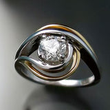 Bague vintage en argent avec zircone en forme d'œil