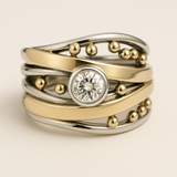 Bague vintage en or incrustée de zircone