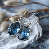 Boucles d'oreilles en argent avec pendentifs en cristal
