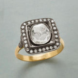 Bague vintage en verre blanc incrusté et or