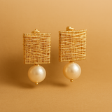 Boucles d'oreilles vintage en fil d'or avec perles