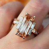 Bague vintage en verre rouge et blanc