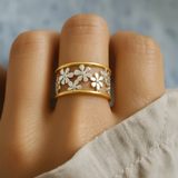 Bague irrégulière en forme de marguerite creuse