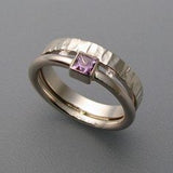 Bague vintage en argent avec zircone cubique violette
