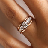 Bague vintage brillante et dorée