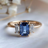 Bague vintage de luxe en or bleu