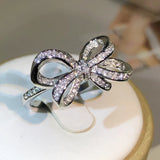Bague en Argent avec Noeud Brillant