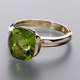 Bague vintage en cristal olive et or