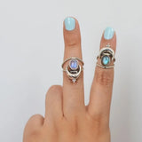 Bague ovale en pierre de lune arc-en-ciel avec phases de lune