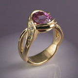 Bague vintage en or avec grenat, cristal et zircone