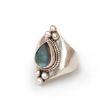 Bague vintage en argent avec pierre de lune bleue