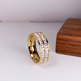Bague élégante incrustée de zircone