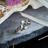 Bague double croissant de lune en pierres précieuses