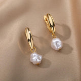Boucles d'Oreilles Élégantes en Or avec Perles