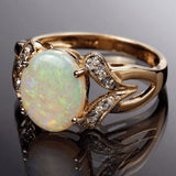Bague vintage en or avec zircone et opale