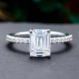 Bague vintage en argent avec cristal blanc et zircone