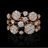 Bague rose dorée vintage avec pierres incrustées brillantes