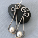 Boucles d'oreilles pendantes vintage en perles