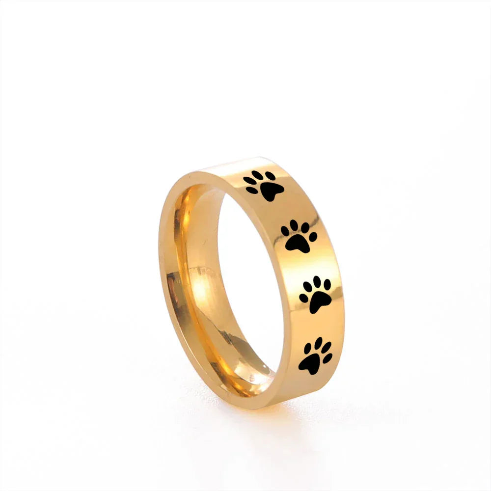 Bague artisanale avec empreinte de patte en acier inoxydable