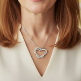 Collier et boucles d'oreilles en diamant en forme de cœur