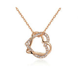 Collier et boucles d'oreilles en diamant en forme de cœur
