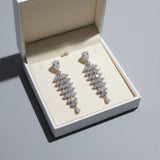 Boucles d'oreilles étincelantes en zircone en forme d'arbre de Noël