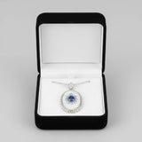 Collier pendentif de luxe avec saphir et diamant