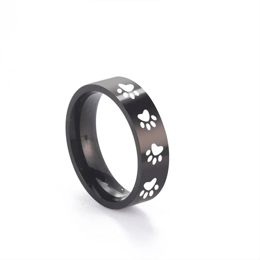 Bague artisanale avec empreinte de patte en acier inoxydable