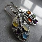 Boucles d'oreilles pendantes en pierres multicolores