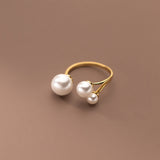 Bague ajustable avec trois perles d'eau douce