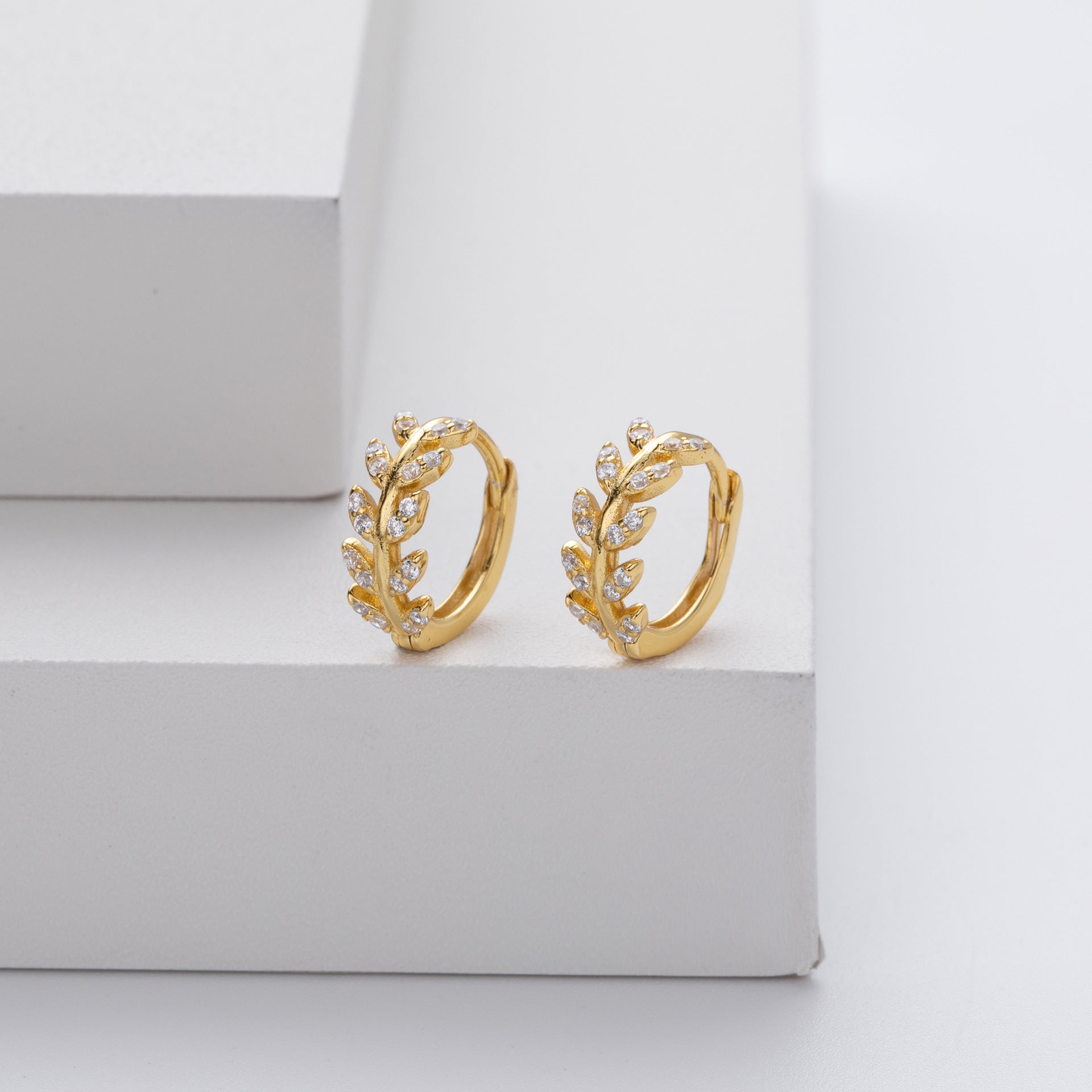 Feuilles d'Argent™ | Boucles d'oreilles créoles élégantes