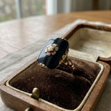 Bague vintage en pierre noire