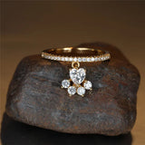Bague vintage avec patte de chat et pierre en forme de cœur – dorée et argentée