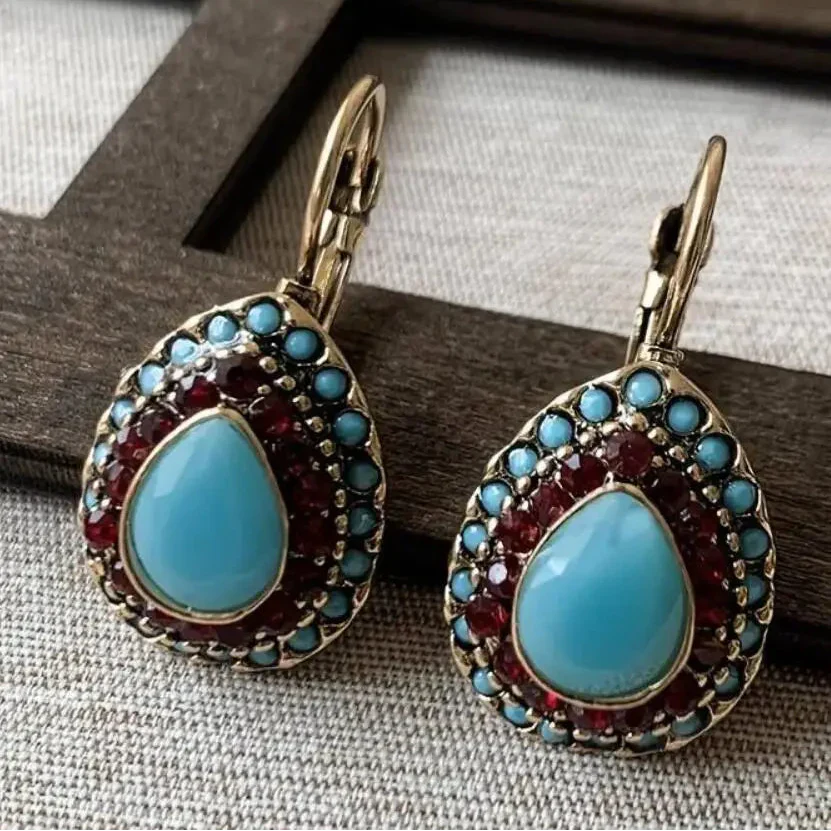 Goutte d'Élégance™ | Boucles en cristal, style raffiné – FS