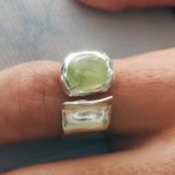 Bague vintage en argent forgé vert
