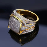 Bague vintage dorée étincelante à plusieurs rangs