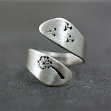 Bague ajustable sculptée à la main avec motif pissenlit
