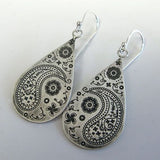 Boucles d'oreilles vintage en argent avec symbole en forme de goutte