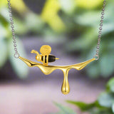 Collier « Miel coulant et abeille »